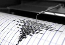 Terremoto de 7.5 sacude el pasaje Drake entre Antártida y Chile Un sismo de magnitud 7,5 en el pasaje de Drake, entre la Antártida y Chile, encendió la alerta de tsunami según el SHOA y el USGS.