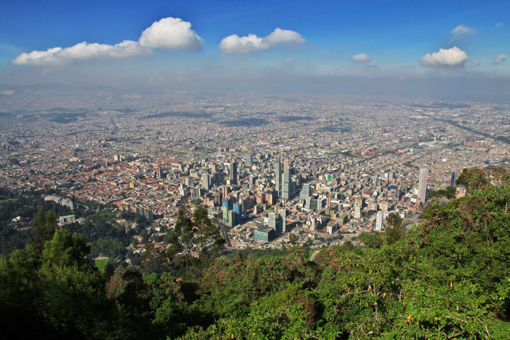 En Colombia desata controversia tras registrar a una recién nacida con el nombre Chat Yipiti, inspirado en la IA.