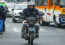 MTC extiende plazo para que motociclistas se adecuen a la norma de seguridad vial MTC dio plazo para nueva medidas de seguridad vial.