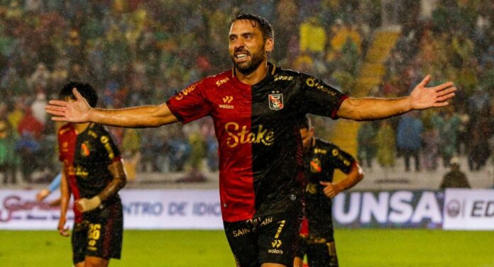 Melgar ganó 2 a 1 a Ayacucho.
