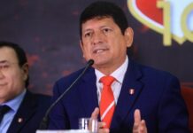 Agustín Lozano reelegido presidente.